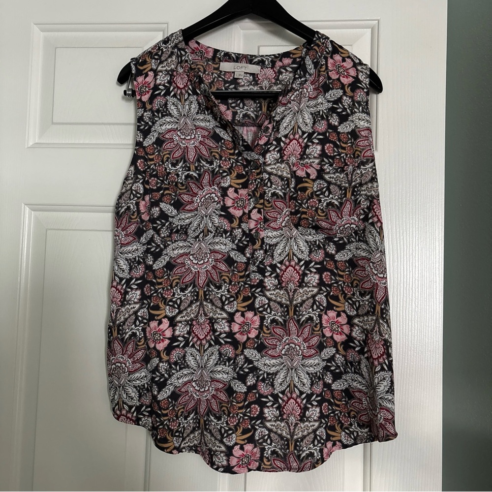 LOFT Floral Sleeveless Blouse size Large - Picture 8 of 8
